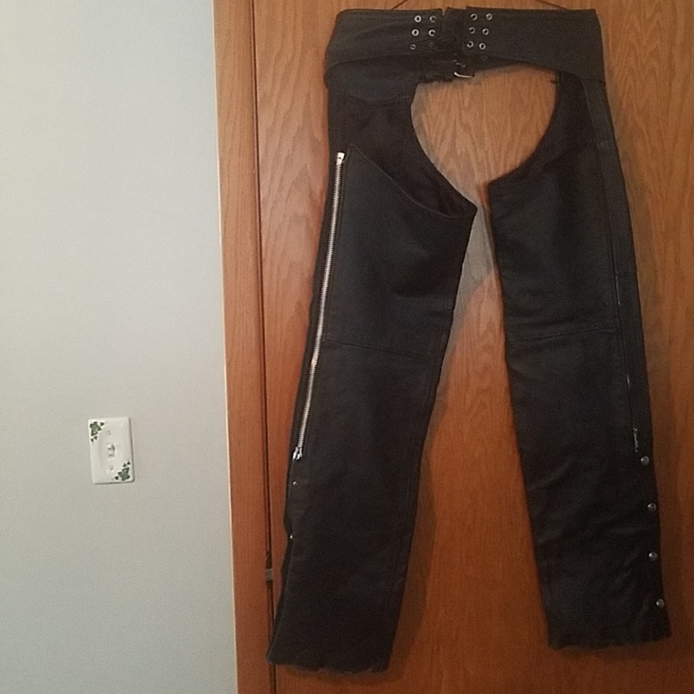 Leather interstate chaps